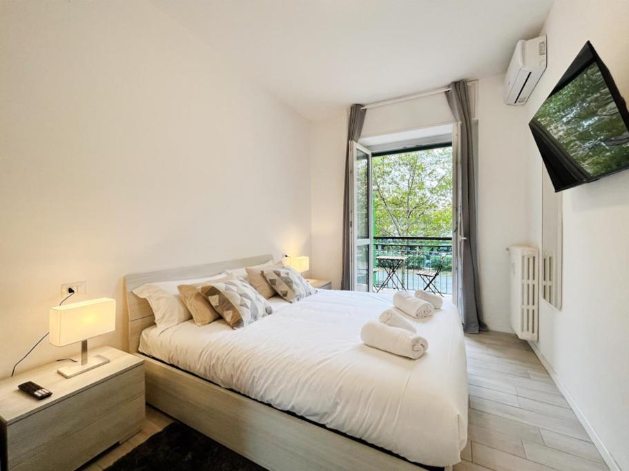 20 Min Duomo - Modern Apartment Milano Esterno foto