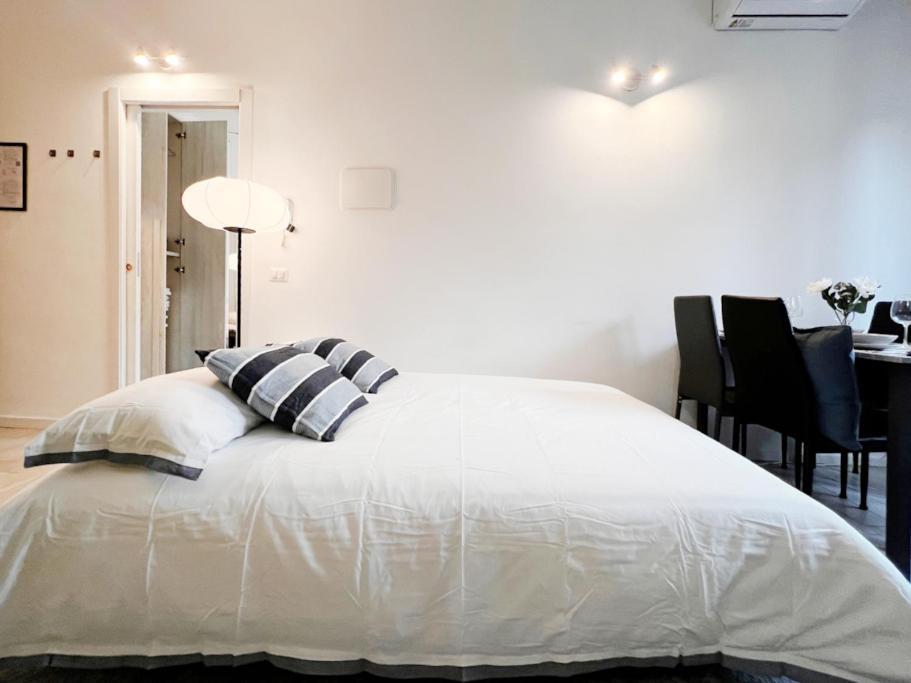 20 Min Duomo - Modern Apartment Milano Esterno foto