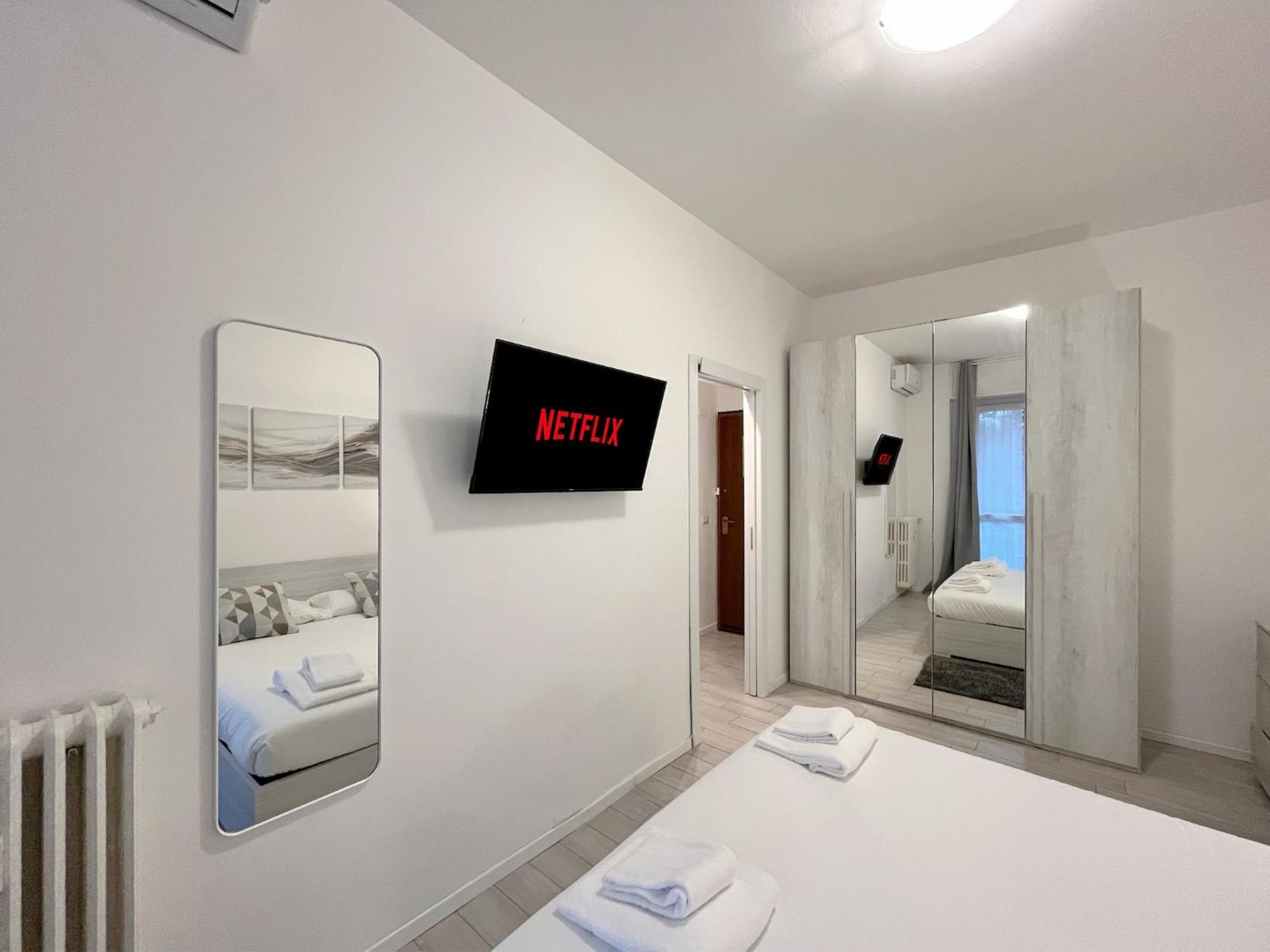 20 Min Duomo - Modern Apartment Milano Esterno foto